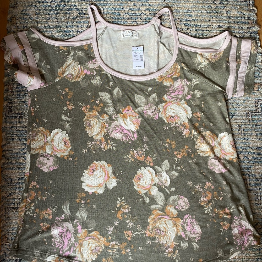 Maurices new top size xxl
